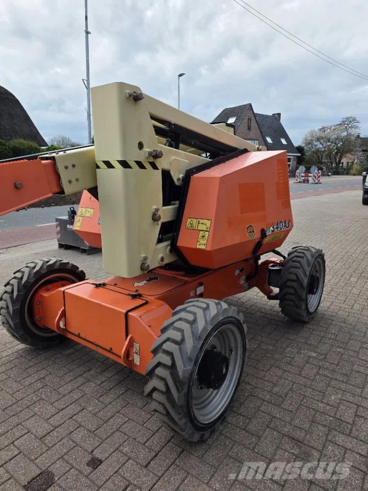 JLG H340aj elektrisch en diesel hoogwerker Kloubové plošiny