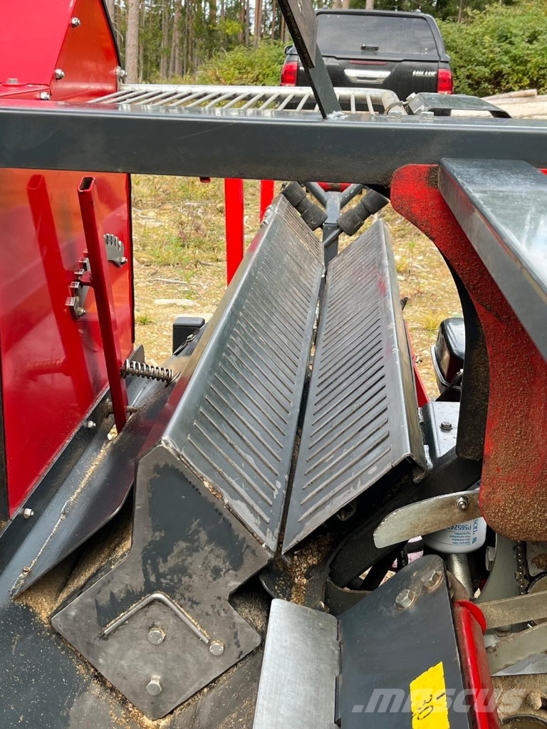 Pilkemaster Evo 36 mobiili Cepači za drva, drobilice za drvo i strugači
