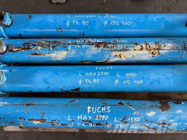 Fuchs MHL 340 USED HYDRAULIC CYLINDER Hidráulicos