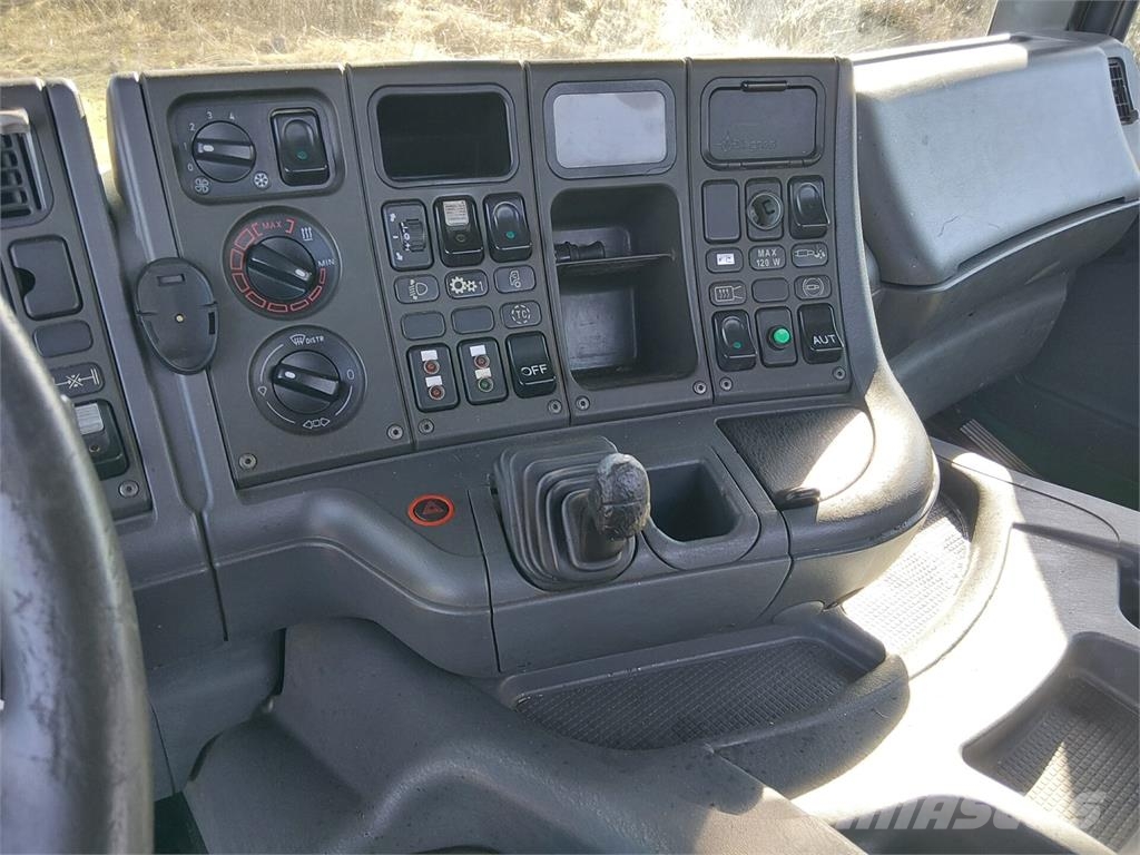 Scania 124G 6x2 شاحنات الرافعات الخطافية