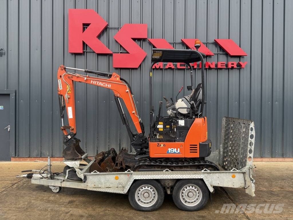 Hitachi ZX 19 U-5 1.9t mini excavator with Trailer حفارات صغيرة أقل من 7 طن (حفارات صغيرة)