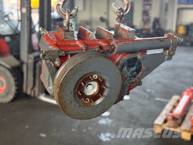 Atlas 1404 TRANSMISSION SVG أجهزة نقل