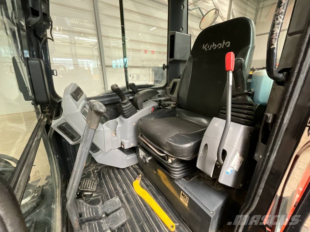 Kubota U 48-4 حفارات صغيرة أقل من 7 طن (حفارات صغيرة)
