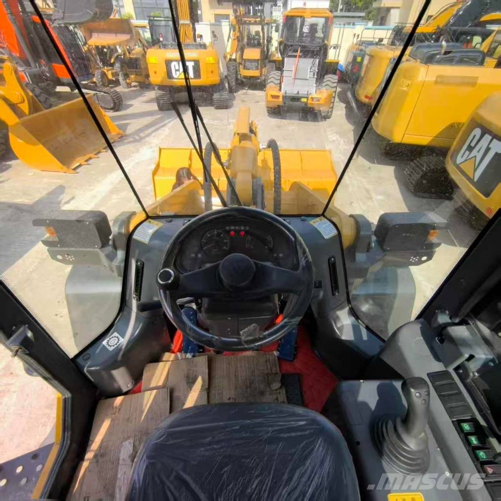 SDLG L956F Wheel loaders
