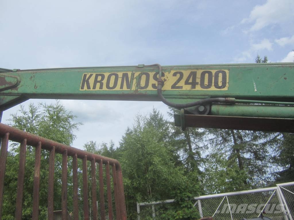 Kronos 2400 + metsävaunu Metsäperävaunut