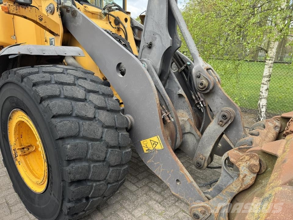 Volvo FL 290 L90E Shovel loader 輪胎式裝載機