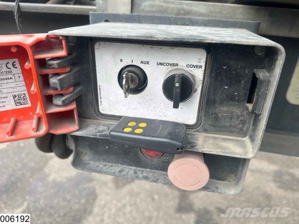 Tecnokar kipper Lift axle Sklápacie návesy