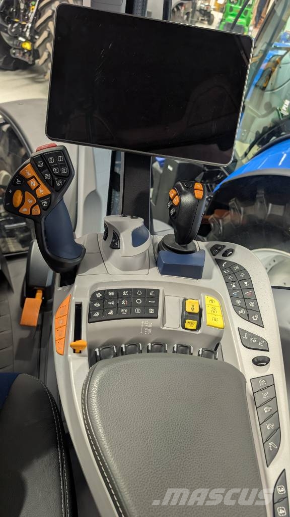 New Holland T7.300 Kampanjmaskin! Traktorid