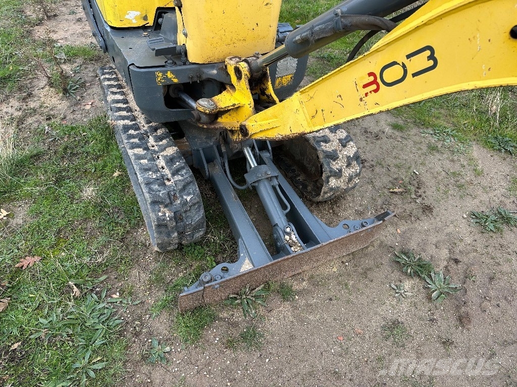 Neuson 803 Miniescavatori