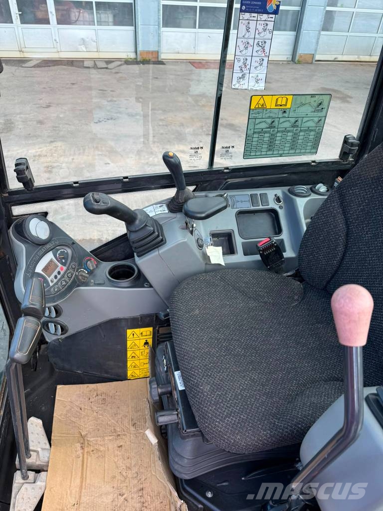 Bobcat E 27Z // BJ.: 2018 /884H/SW/3 Löffel Minikaivukoneet < 7t