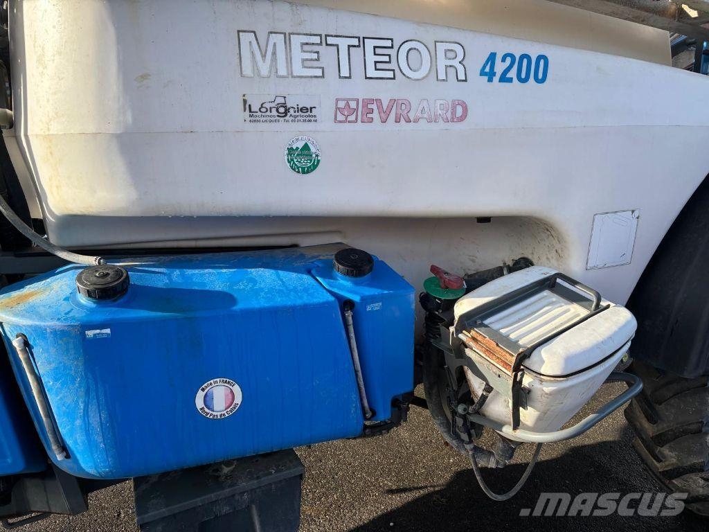 Evrard Meteor 4200 / 36m Anhängespritzen