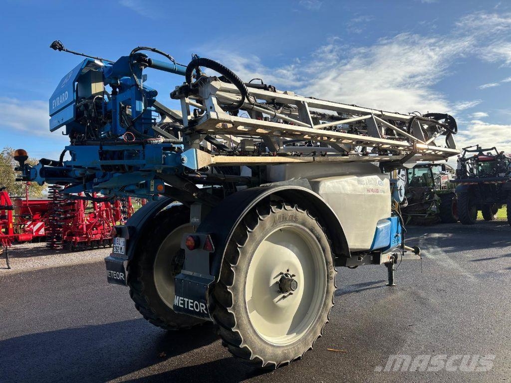 Evrard Meteor 4200 / 36m / 14 000ha Pulverizadores arrastrados