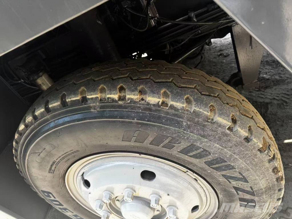 Zoomlion ZTC1500V Rabljene dizalice za težak teren