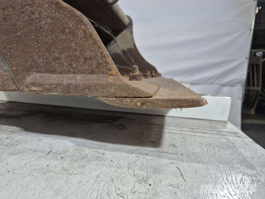  S60 Slotenbak دلاء