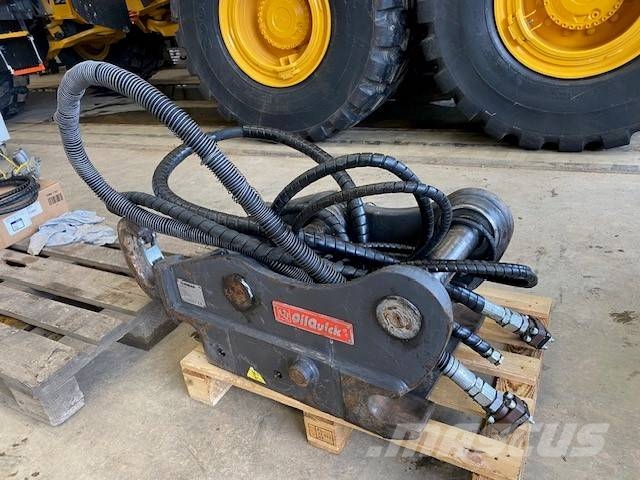 OilQuick (5741) gebr. SW OilQuick OQ 65 백호