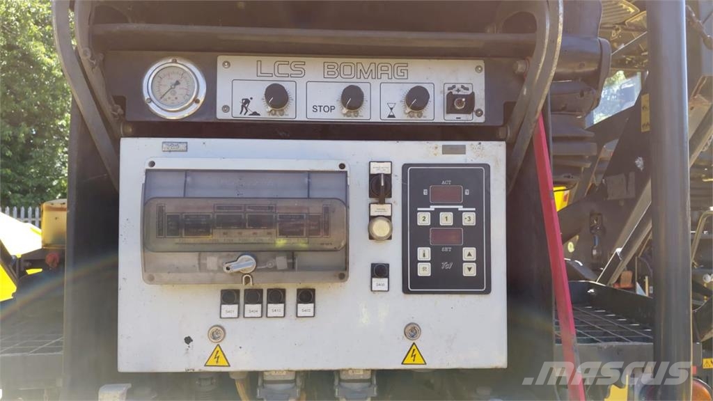 Bomag IT BF 300 P-2 S340-2 TV Stage IIIb/Tier 4f Asfalta klājēji