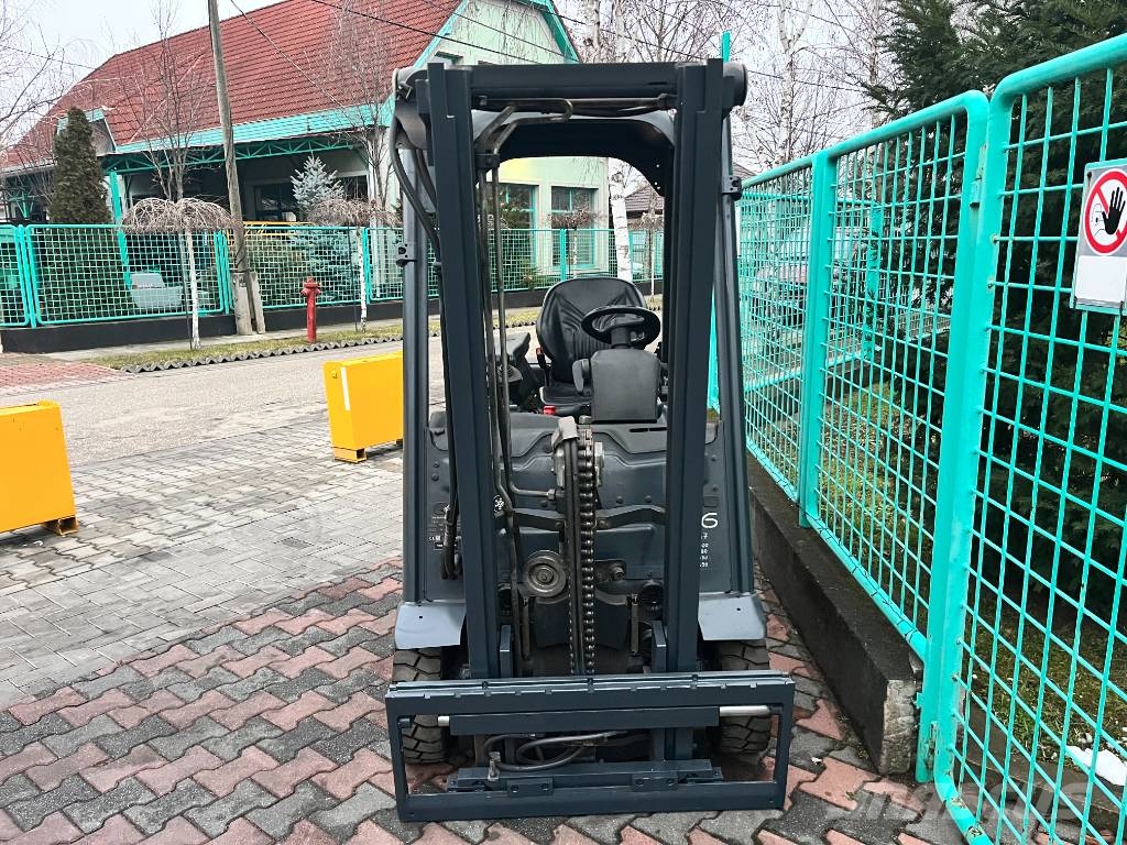 Linde E16P-1 V-4147 OB Elektromos targoncák