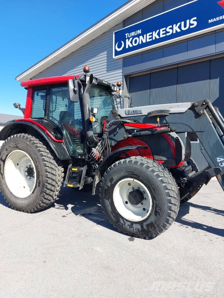 Valtra N101 拖拉机/农用车