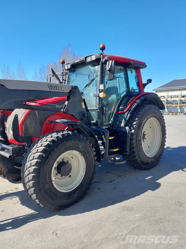 Valtra N101 拖拉机/农用车