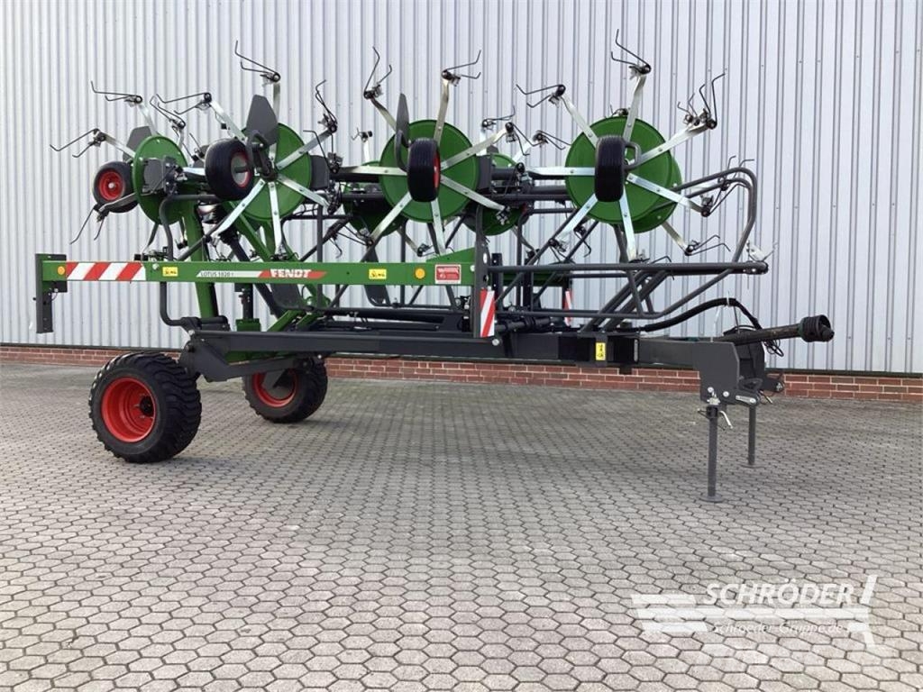 Fendt LOTUS 1020 T Kreiselheuer/-wender