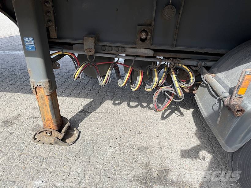 Kel-Berg 2 axle Link Box trailer / Link-Kofferauflieger Gesloten opleggers