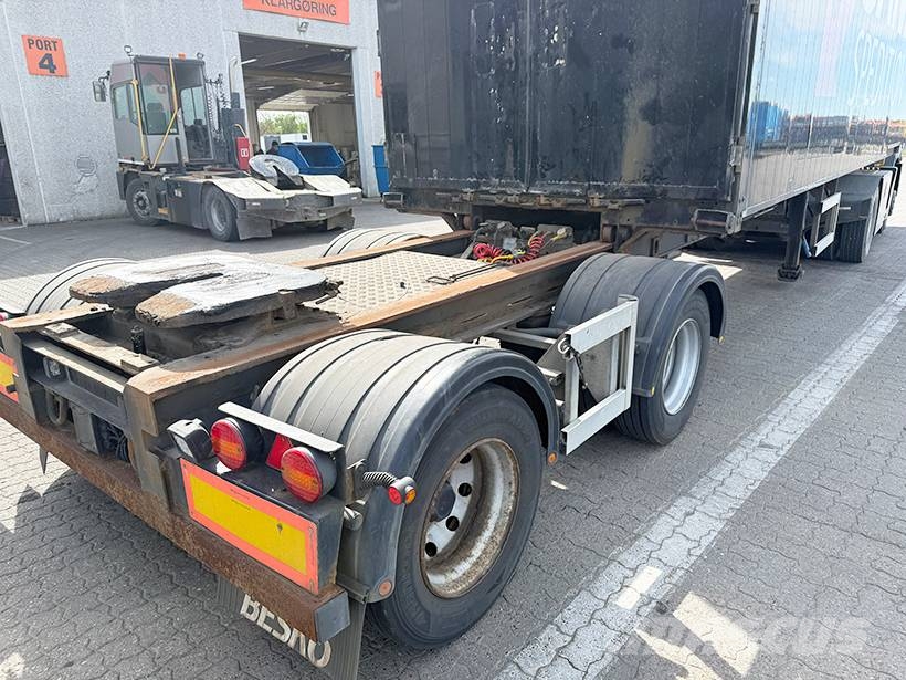 Kel-Berg 2 axle Link Box trailer / Link-Kofferauflieger Gesloten opleggers