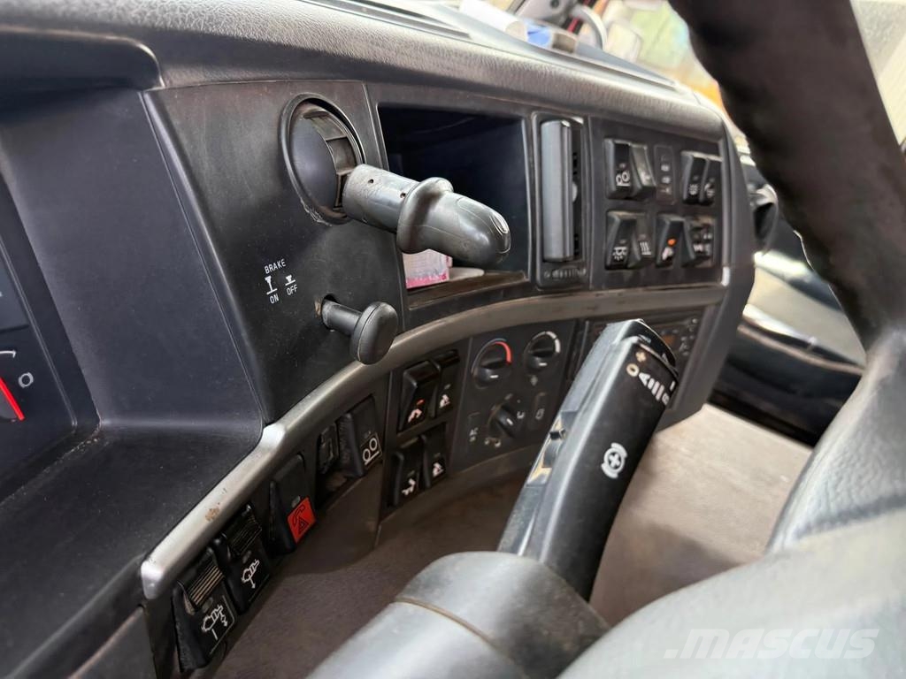 Volvo FMX 500 Heavy Duty Kipper 8x4 Full Steel Susepsnio Bañeras basculantes usadas
