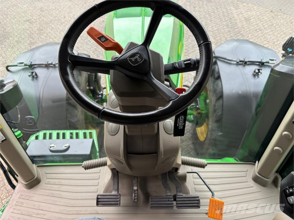 John Deere 8R340 *Garantieverlängerung* الجرارات