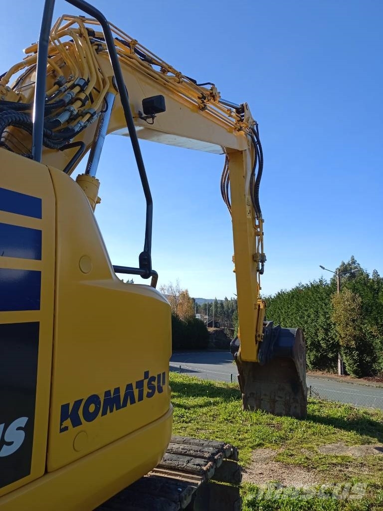 Komatsu PC 138 US-11 حفارات زحافة