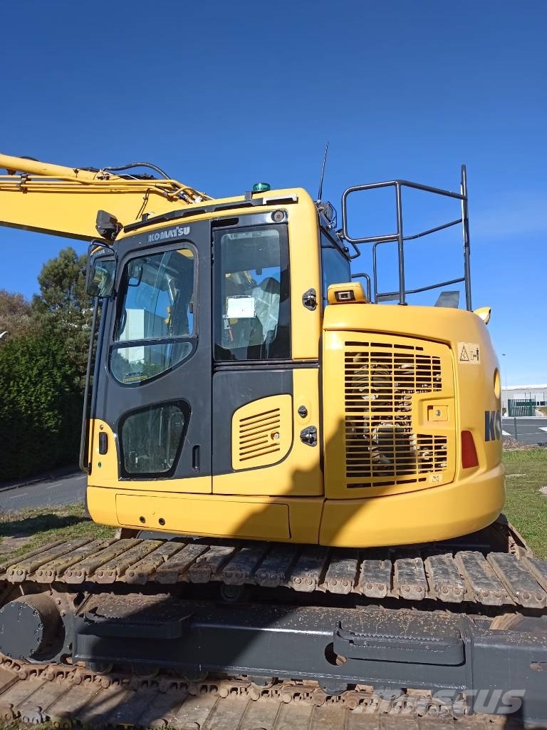 Komatsu PC 138 US-11 حفارات زحافة