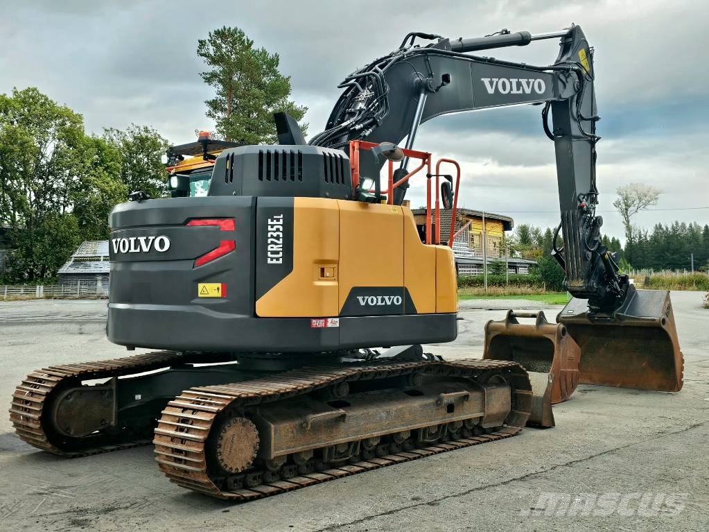 Volvo ECR 235 EL Tulossa Tuusula Lánctalpas kotrók