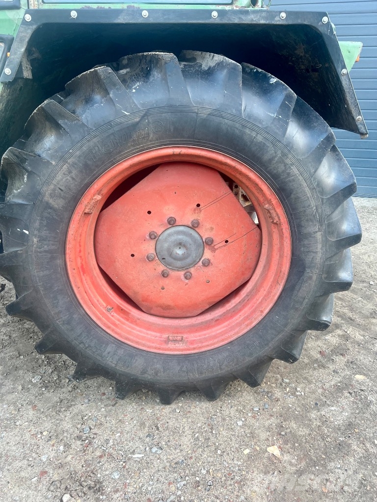 Fendt Farmer 305 LS Traktoren