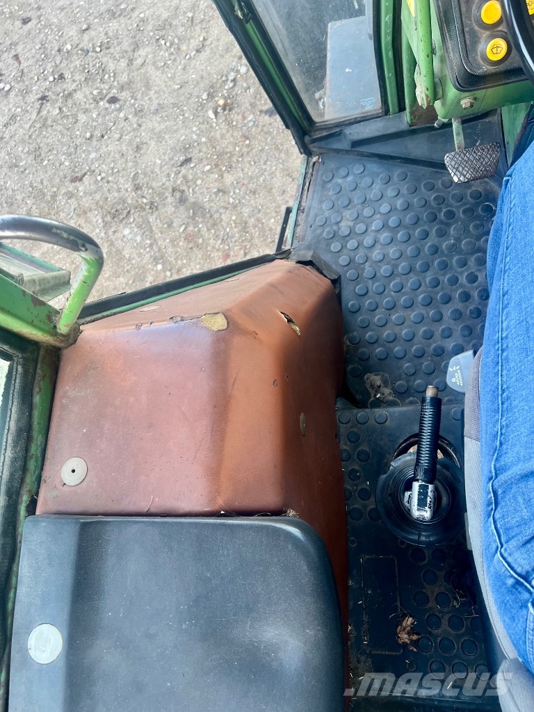 Fendt Farmer 305 LS Traktoren