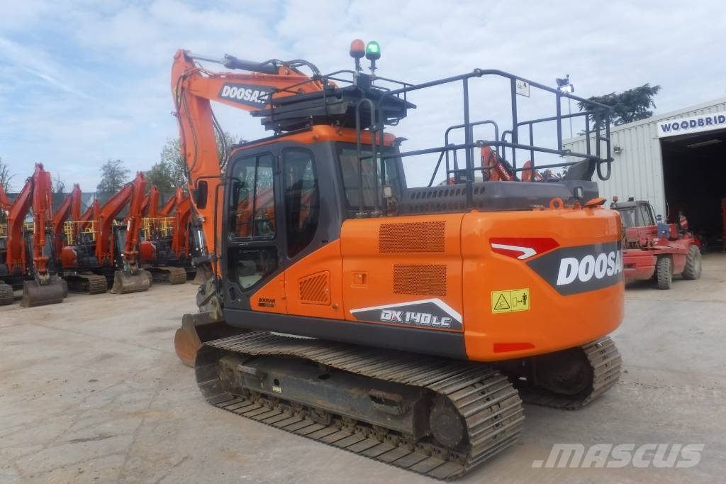 Doosan DX140 LC-7 Roomikekskavaatorid