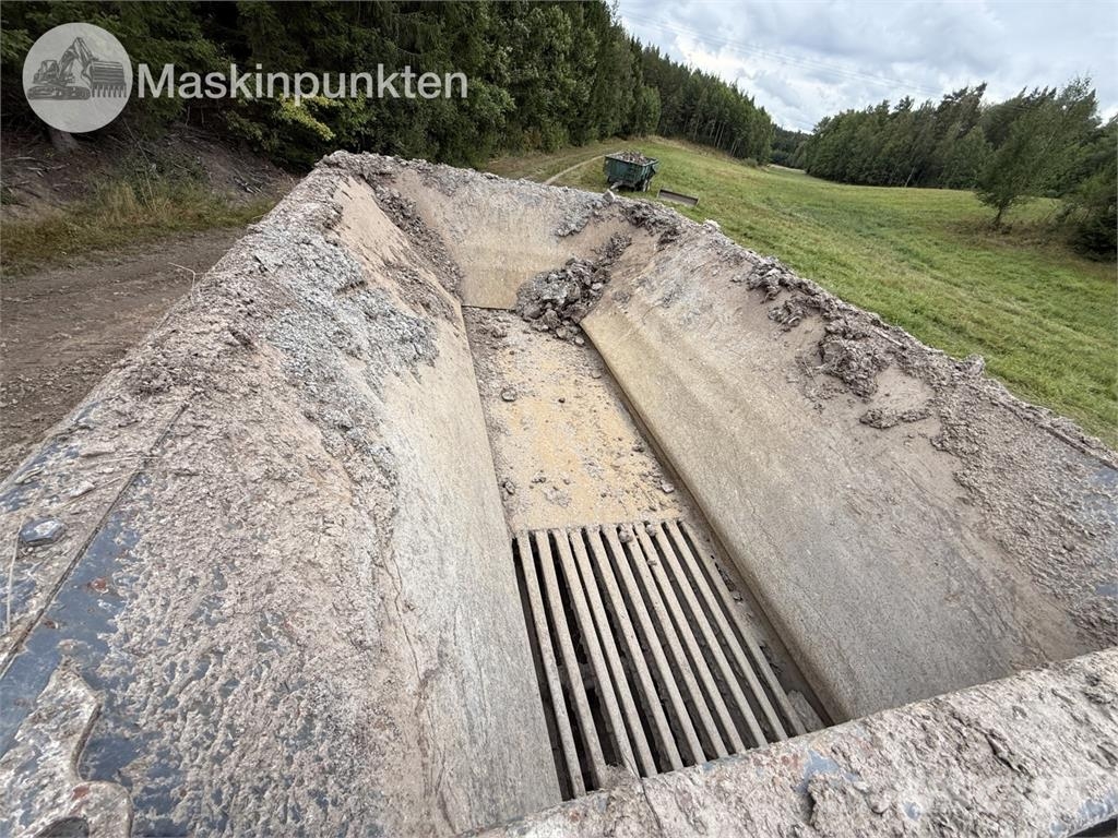 Terex Bison 120 Mobiilimurskaimet