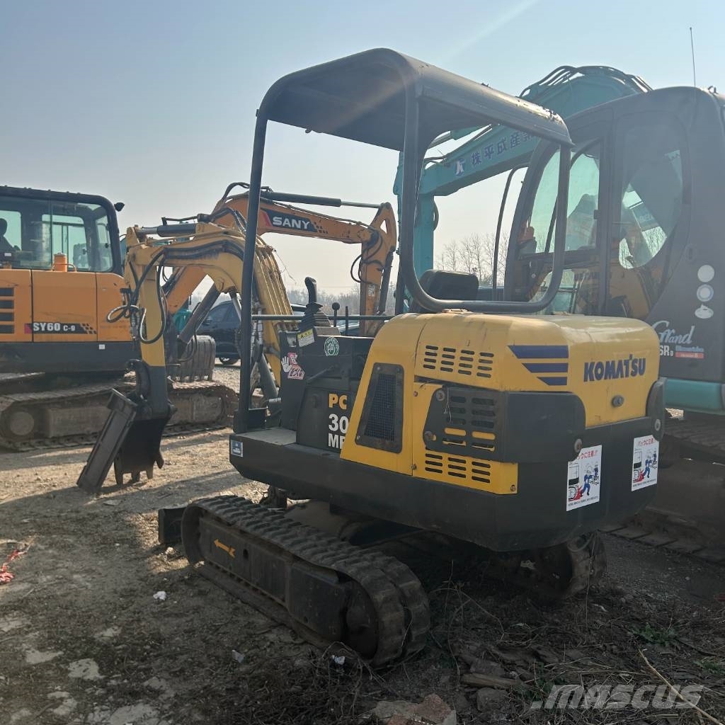 Komatsu PC30 Εκσκαφάκι (διαβολάκι) < 7t