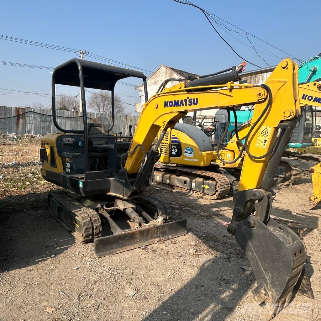 Komatsu PC30 Εκσκαφάκι (διαβολάκι) < 7t