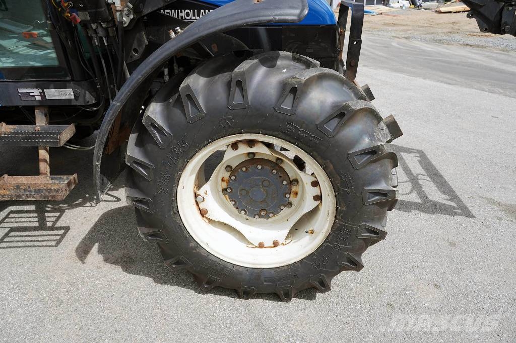 New Holland TL90 / RUC970 Traktoren