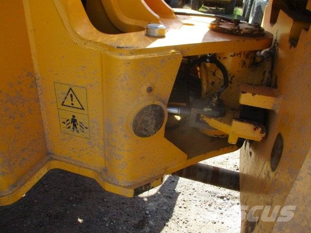 Volvo L 40 B 30 32 35 45 Gumikerekes homlokrakodók