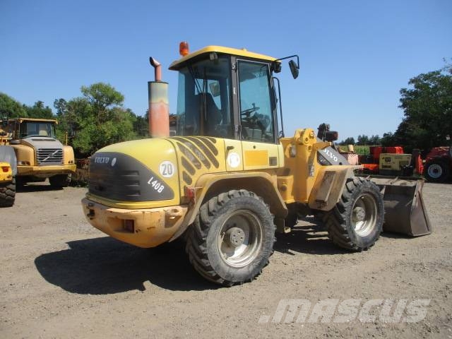 Volvo L 40 B 30 32 35 45 Gumikerekes homlokrakodók