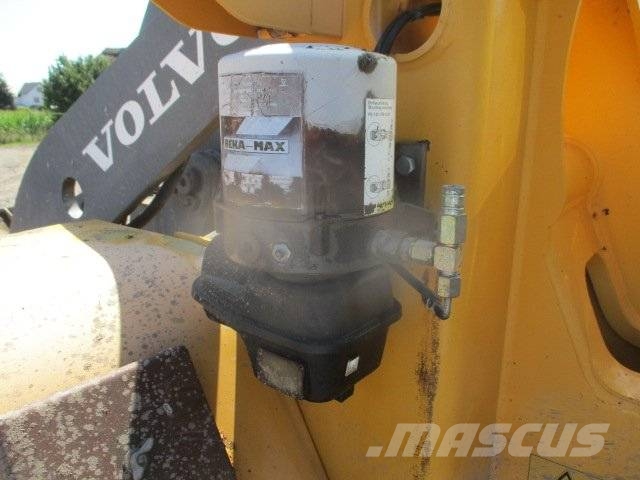 Volvo L 40 B 30 32 35 45 Gumikerekes homlokrakodók