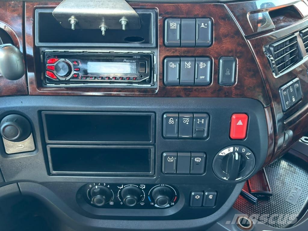 DAF XF 510 6x2 CHASSIS L=7687 mm شاحنات بمقصورة وهيكل