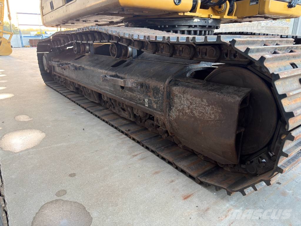 CAT 330 07B Paletli ekskavatörler