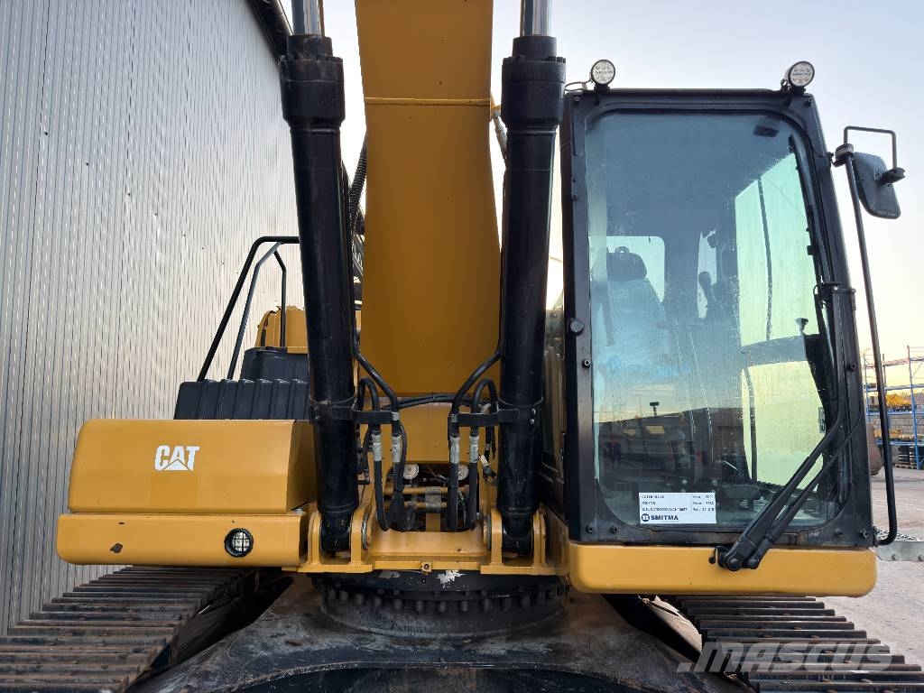 CAT 330 07B Paletli ekskavatörler