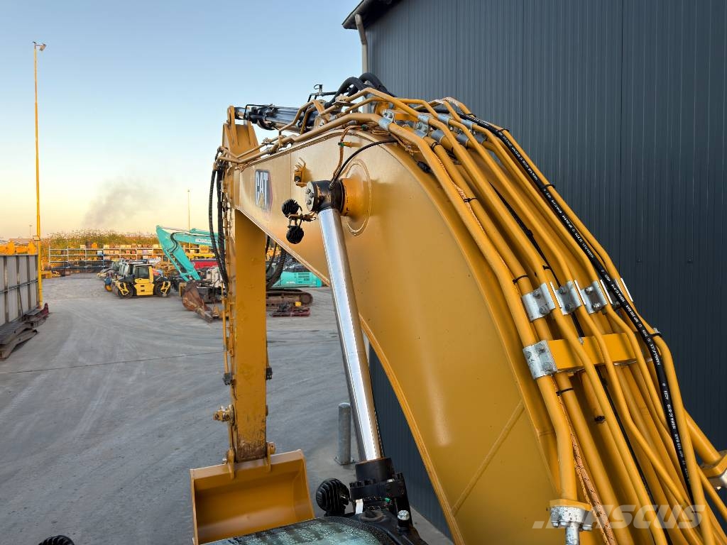 CAT 330 07B Paletli ekskavatörler