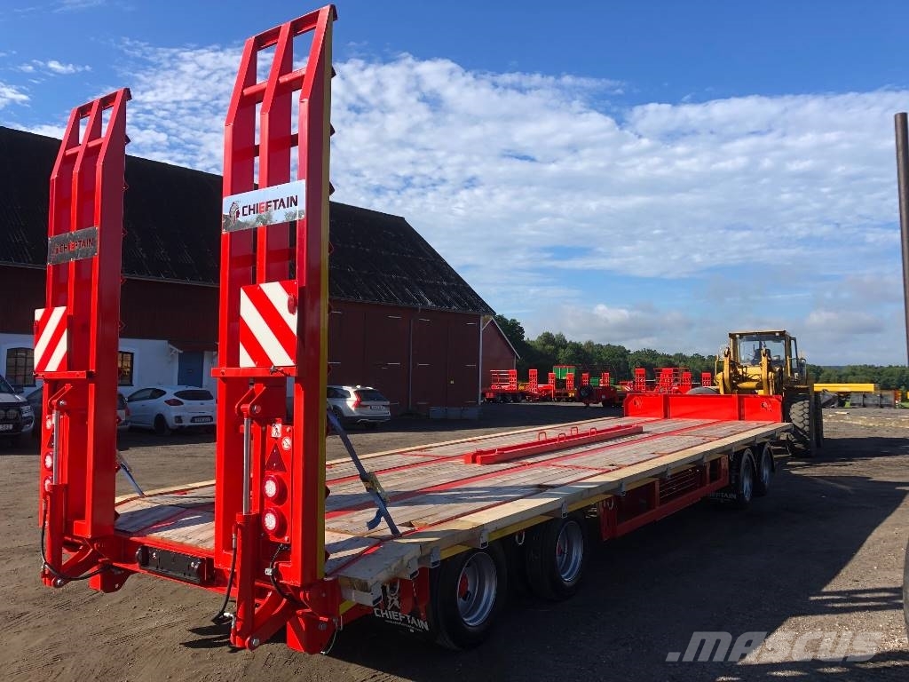 Chieftain 4-axl maskintransport 30 ton traktor Blokvogn