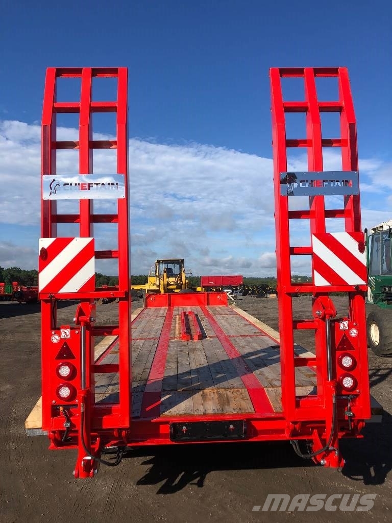 Chieftain 4-axl maskintransport 30 ton traktor Blokvogn