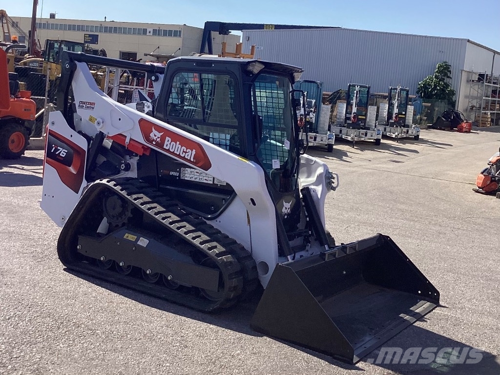 Bobcat T76 لوادر انزلاقية التوجيه