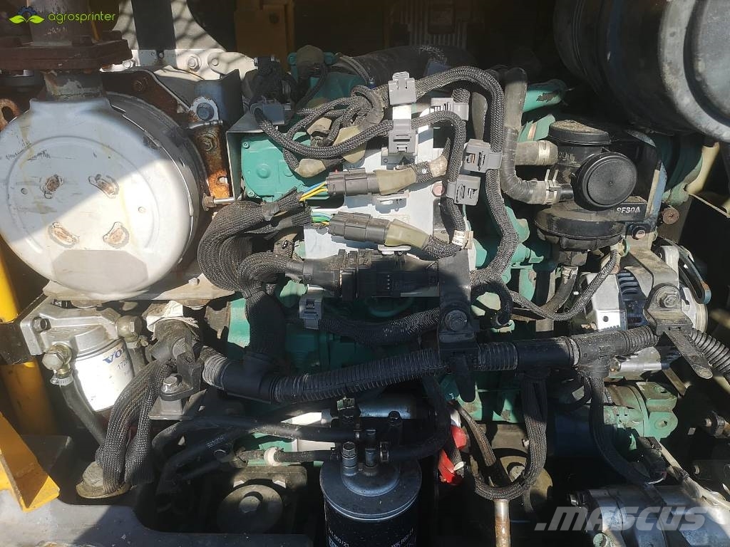 Volvo ECR 88 D Midi rýpadlá 7 t - 12 t