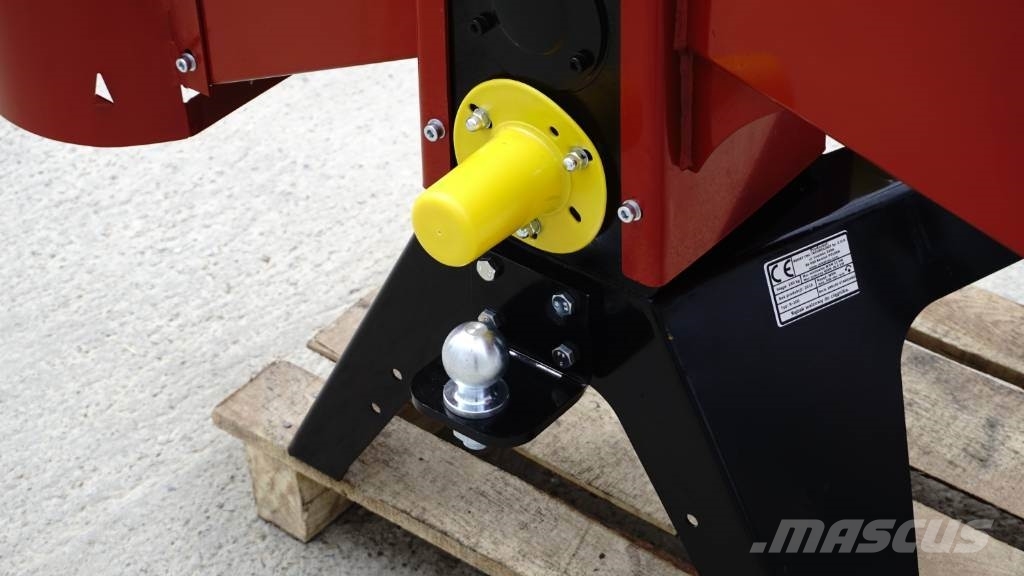 REMET Wood chipper R100 Koksnes šķeldotāji